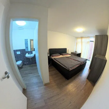 Apartment-hotel Apartment *